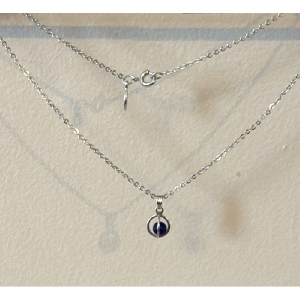Vintage 1980 Avon Captivating Beauty Genuine BLUE SODALITE Pendant Necklace 17"